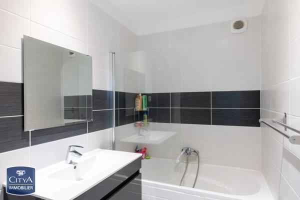Appartement à louer 3 pièces 66.7m² Joué-lès-Tours (37300)