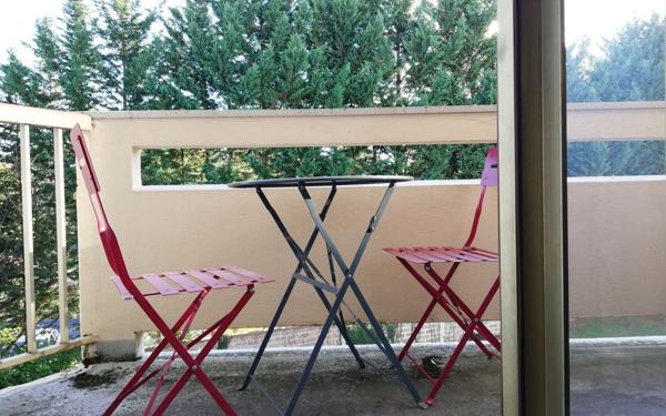 Appartement à louer    1 pièce •  Gradignan