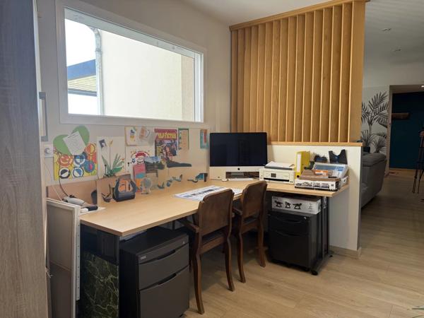 Vente                                                      Maison
                        
                     5 pièces                      130 m2                     à Rodez