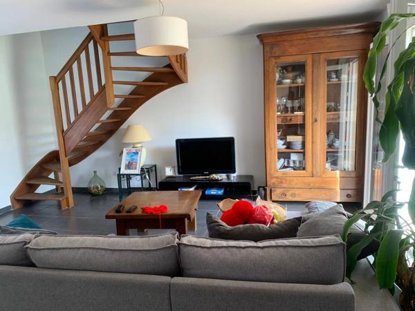 Vente                                                      Villa
                        
                     4 pièces                      100 m2                     à Saleilles