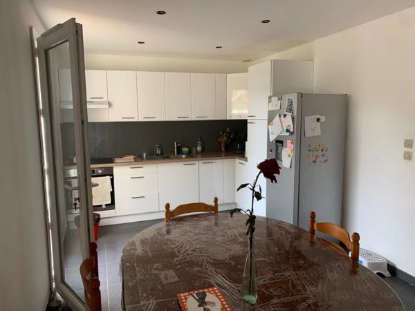 Vente                                                      Villa
                        
                     4 pièces                      100 m2                     à Saleilles