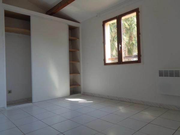 Vente                                                      Villa
                        
                     4 pièces                      100 m2                     à Saleilles