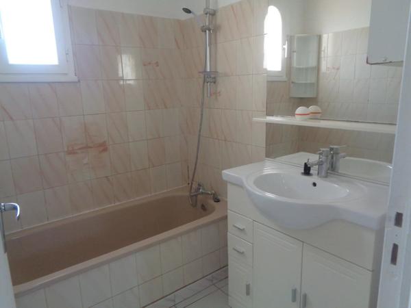 Vente                                                      Villa
                        
                     4 pièces                      100 m2                     à Saleilles