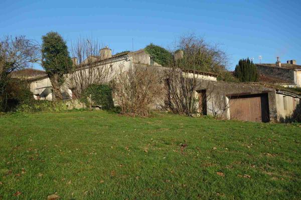 Maison 11 pièce(s) 6 chambre(s) 340 m²