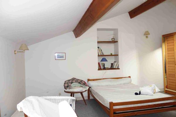 Maison 11 pièce(s) 6 chambre(s) 340 m²