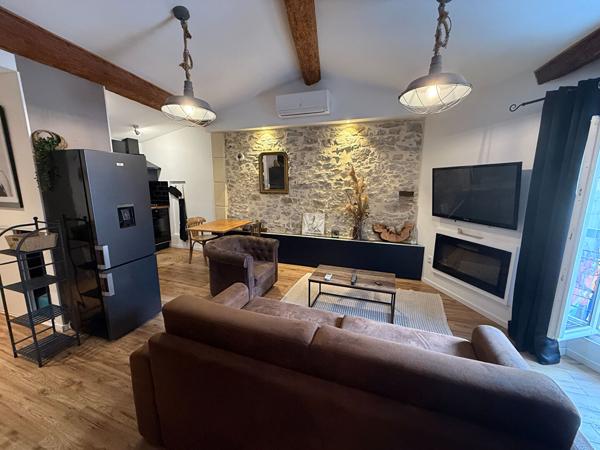 APPARTEMENT MEUBLE ET CLIMATISE A CARCASSONNE