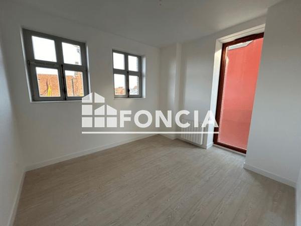 Location Appartement 3 pièces 66.99 m² - 5 AVENUE PIERRE BROSSOLETTE Armentieres 59280