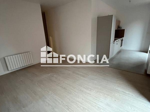 Location Appartement 3 pièces 66.99 m² - 5 AVENUE PIERRE BROSSOLETTE Armentieres 59280