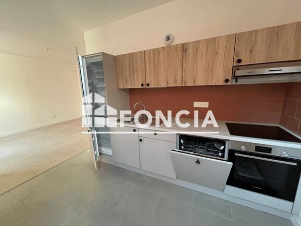 Location Appartement 3 pièces 66.99 m² - 5 AVENUE PIERRE BROSSOLETTE Armentieres 59280