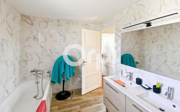 Maison à vendre    4 pièces • 94,24 m2 Mantes-la-Jolie