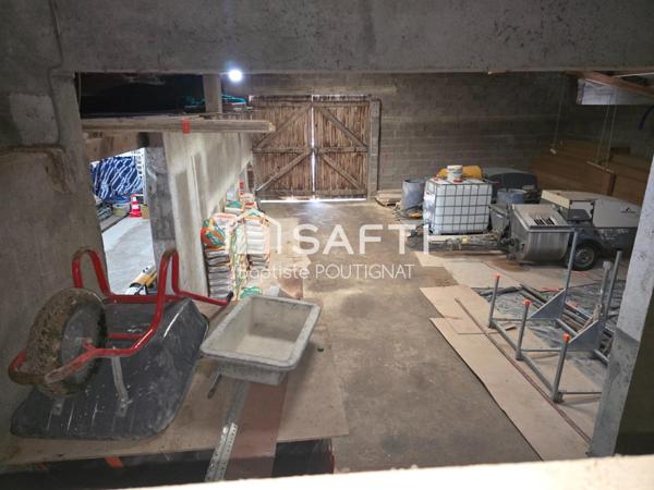 Local 407m² proche du centre