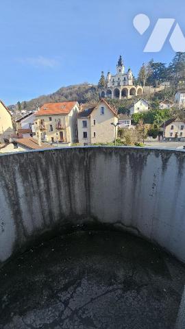 AIX LES BAINS, appartement type 3 de 73m2 avec terrasses et vue dégagée