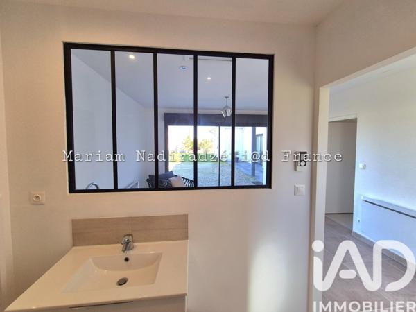 Maison à vendre 5 pièces 167 m² Hautefage-la-Tour