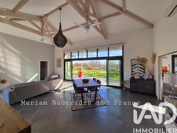 Maison à vendre 5 pièces 167 m² Hautefage-la-Tour