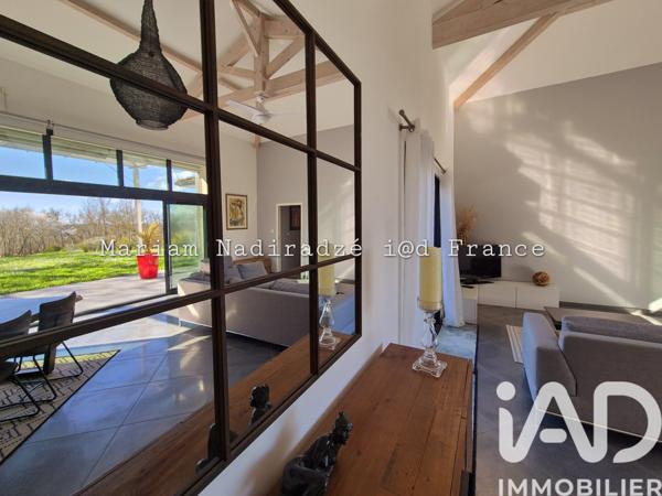 Maison à vendre 5 pièces 167 m² Hautefage-la-Tour