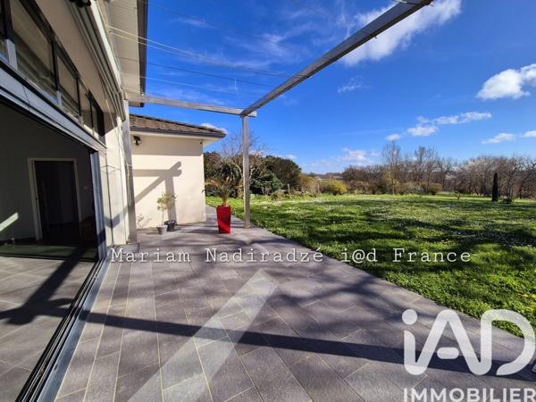 Maison à vendre 5 pièces 167 m² Hautefage-la-Tour