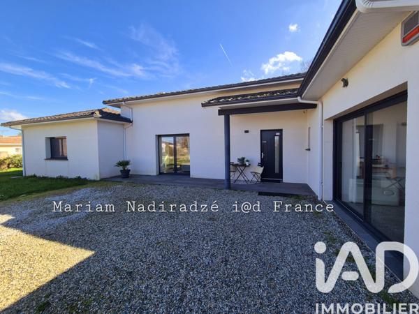 Maison à vendre 5 pièces 167 m² Hautefage-la-Tour