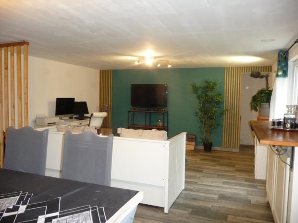 SAVIGNEUX maison de 140 m² sur un terrain de 510 m² proche commodités. Savigneux (42600)