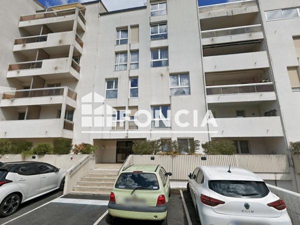 Location Appartement 3 pièces 60.2 m² - 3 RUE LANGLOIS Niort 79000