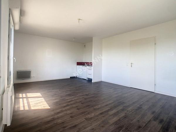 Appartement Nanterre 1 pièce 35 m² + 1 place de parking