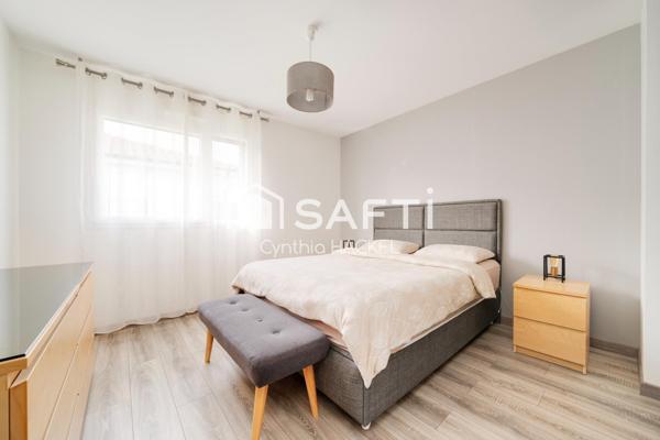 Maison plain-pied de 141 m² , 4 chambres, garage et jardin