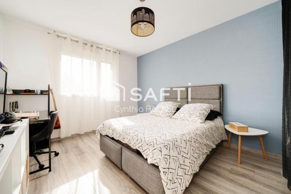 Maison plain-pied de 141 m² , 4 chambres, garage et jardin