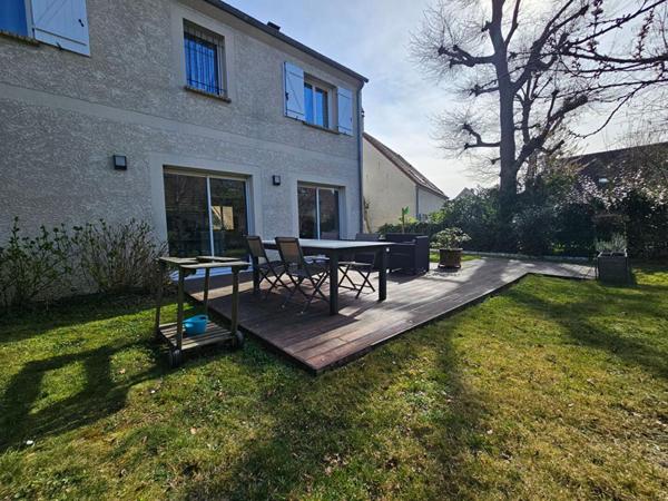 DANS UNE IMPASSE PRIVÉE - 15 MINUTES GARE