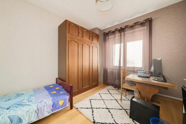 XCLUSIVITÉ – LIVERDUN – Ensemble immobilier 193 m² habitables + grand terrain 2173 m²