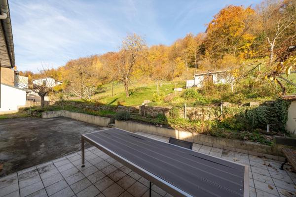 XCLUSIVITÉ – LIVERDUN – Ensemble immobilier 193 m² habitables + grand terrain 2173 m²