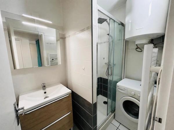 Vente                                                      Appartement
                        
                     2 pièces                      30 m2                     à Seignosse