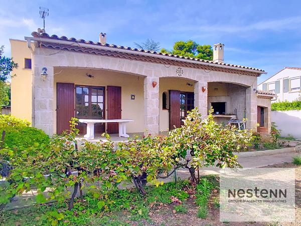 Maison a renover- Castries 7 chambres sur 844 m² de terrain en impasse.