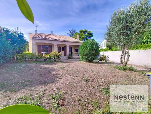 Maison a renover- Castries 7 chambres sur 844 m² de terrain en impasse.