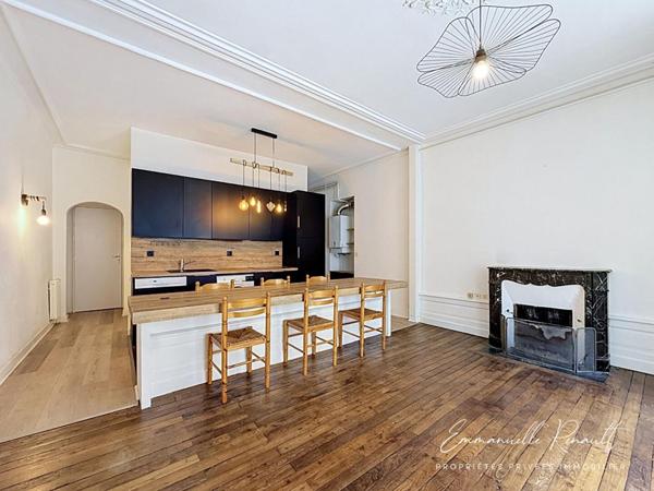 Vannes Intramuros · Appartement de caractère de 72 m² avec vue sur les colombages