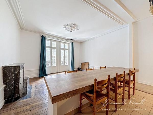 Vannes Intramuros · Appartement de caractère de 72 m² avec vue sur les colombages