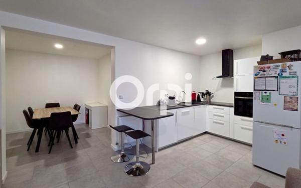 Appartement à vendre    2 pièces • 46,45 m2 Vaulx-en-Velin