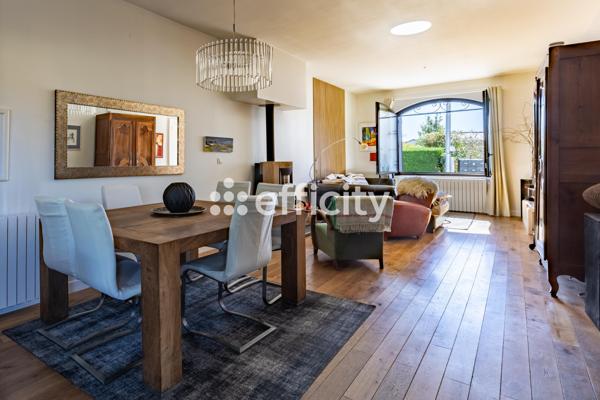 Maison
         9 pièces
        - 260 m² Bien prestige 833 000 € *