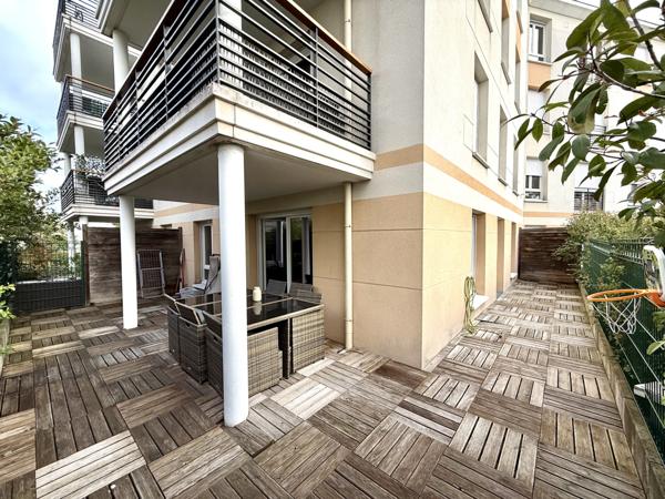 Aulnay-sous-Bois (93600) 3 Pièces avec terrasse, parking et cave, proche futur métro 16