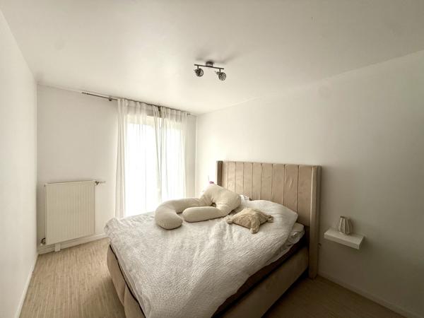 Aulnay-sous-Bois (93600) 3 Pièces avec terrasse, parking et cave, proche futur métro 16