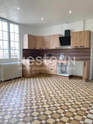 PAMIERS - A LOUER - MAISON INDIVIDUELLE T6 AVEC JARDIN