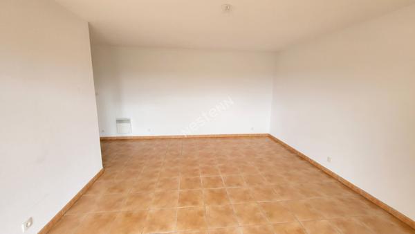 LEGUEVIN 31490 - T3 64.21m² sans vis à vis Terrasse de 11.08m² , cuisine séparée,Résidence piscine,   une place de parking