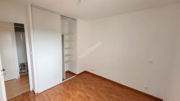 LEGUEVIN 31490 - T3 64.21m² sans vis à vis Terrasse de 11.08m² , cuisine séparée,Résidence piscine,   une place de parking