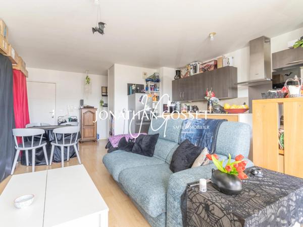 Ecquevilly: Appartement vendu loué 3 pièces de 64 m²