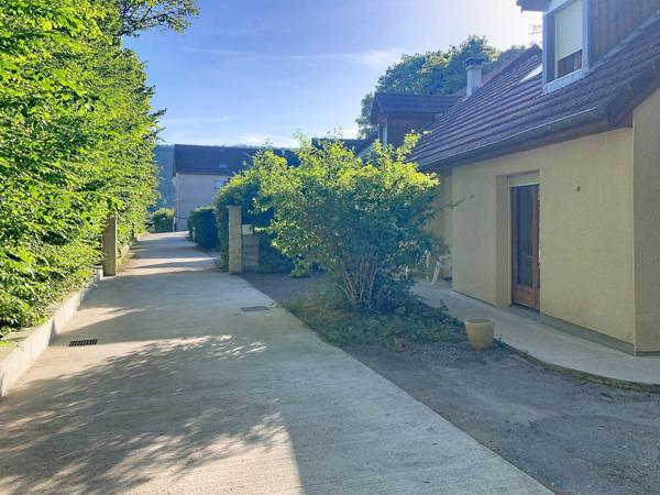 À vendre - Maison traditionnelle, 5 pièces située à Ornans (25290)