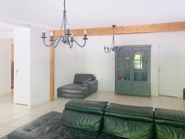 À vendre - Maison traditionnelle, 5 pièces située à Ornans (25290)