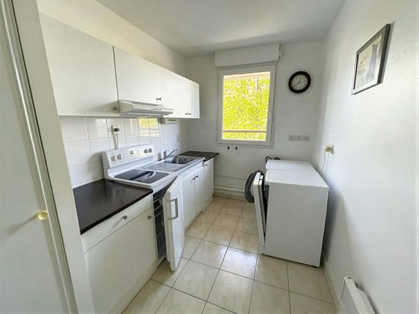 Appartement T2 avec balcon - La Rochelle Beauregard,  
La rochelle 17000