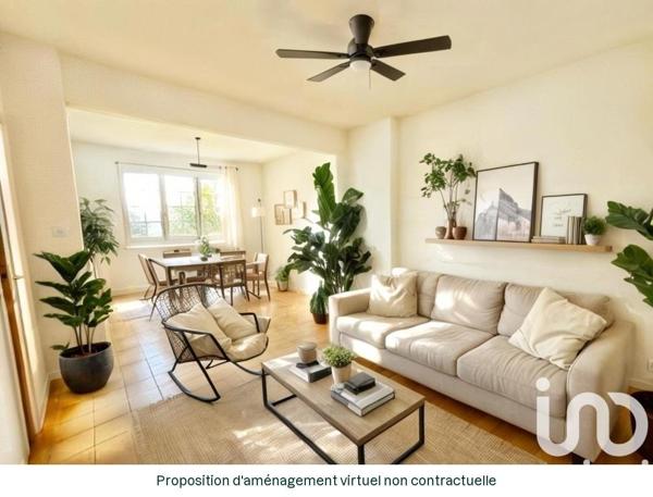 Maison traditionnelle 12 pièces de 268 m² à Loire-Authion (49250)