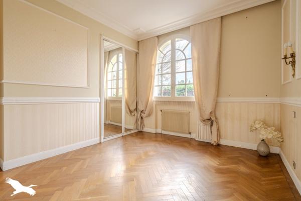 Maison à vendre |  Pessac |  9 pièces | 226 m²