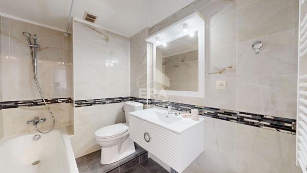 NICE - CENTRE VILLE / RUE CHÂTEAUNEUF : JOLI 2 PIÈCES AVEC BALCON