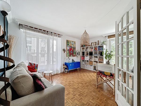 Bel appartement 3 pièces avec terrasse, parking et garage. Au coeur de la butte Sainte-Anne, Nantes