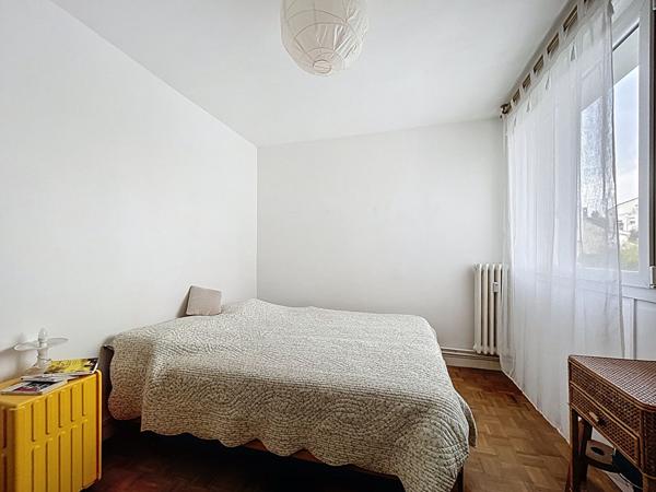Bel appartement 3 pièces avec terrasse, parking et garage. Au coeur de la butte Sainte-Anne, Nantes